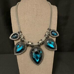Elegant Blue Teardrop Necklace